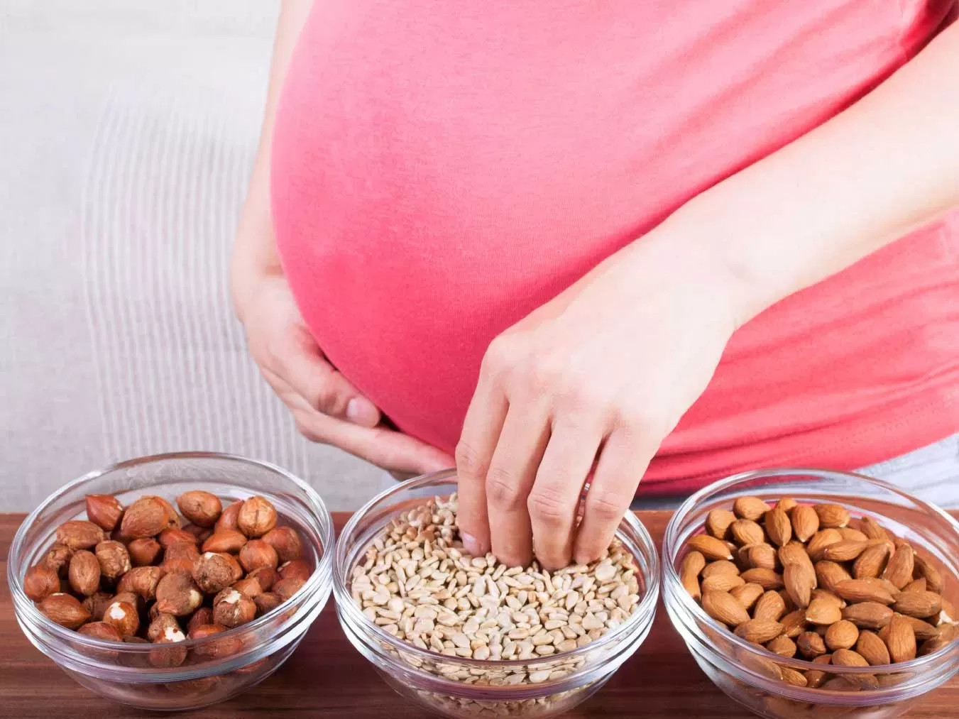 what-are-the-benefits-of-eating-dry-fruits-during-pregnancy