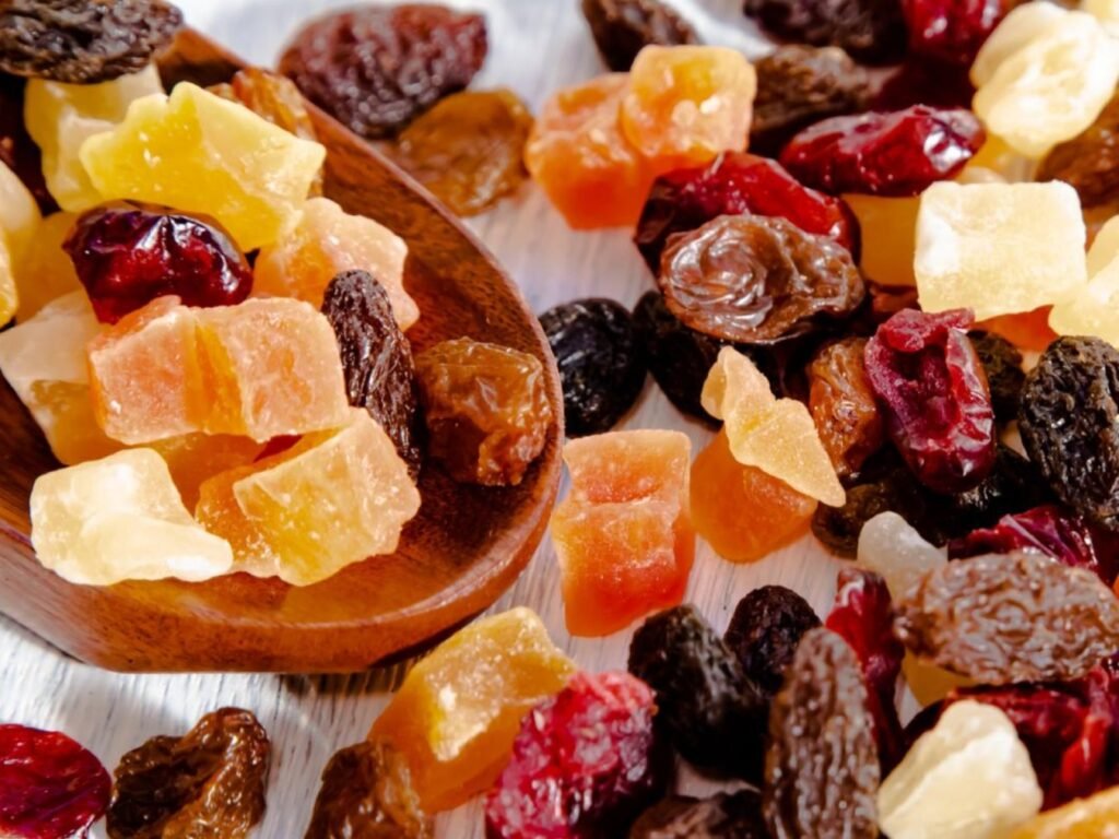 quick and easy dry fruit recipes - nut & fruit trail mix